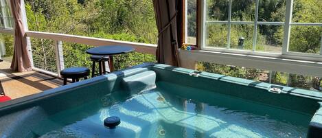 Bain à remous intérieur