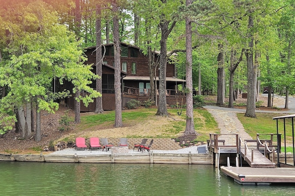 Newly added firepit and seating.