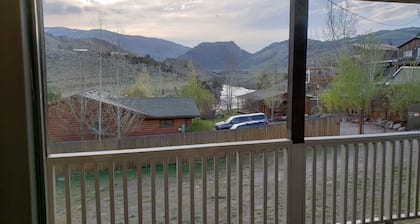 Riverside B Parks in Gardiner, MT