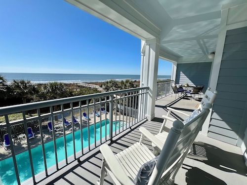 Ocean Boulevard Oasis - Beachfront, Spectacular Ocean View, Pool, Beach Access!