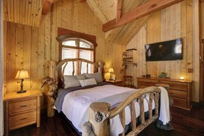 1 slaapkamer, een strijkplank/strijkijzer, gratis wifi, beddengoed