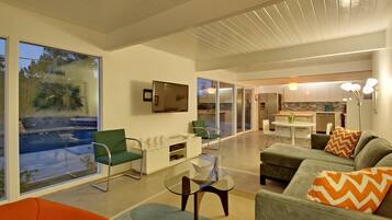 Smart TV, DVD player, books