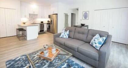 Nouveau condo de deux chambres de style moderne dans la vallée de Sonoma avec terrasses privées