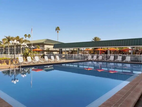 Et oppvarmet basseng