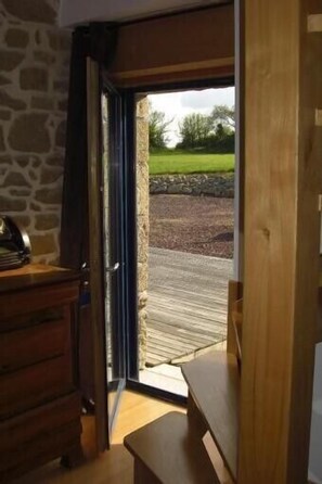 Interior - Breton farmhouse quiet, between sea and river (Lannion)