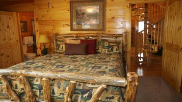 2 bedrooms, iron/ironing board, travel cot, WiFi