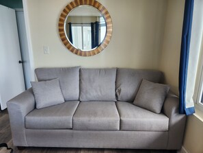 TV, DVD player, video library, stereo - Nice Oceanfront - Corner w/ Wrap-Balcony!  (Myrtle Beach)