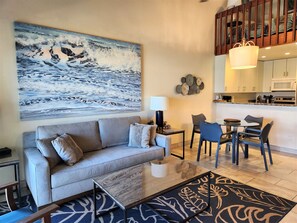 Smart TV, lettore DVD, libri