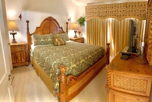 3 bedrooms, iron/ironing board, travel crib, free WiFi