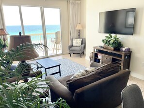 Smart TV, DVD player