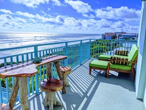 Property grounds - Stylish beach front condo with spectacular view! (New Smyrna Beach)
