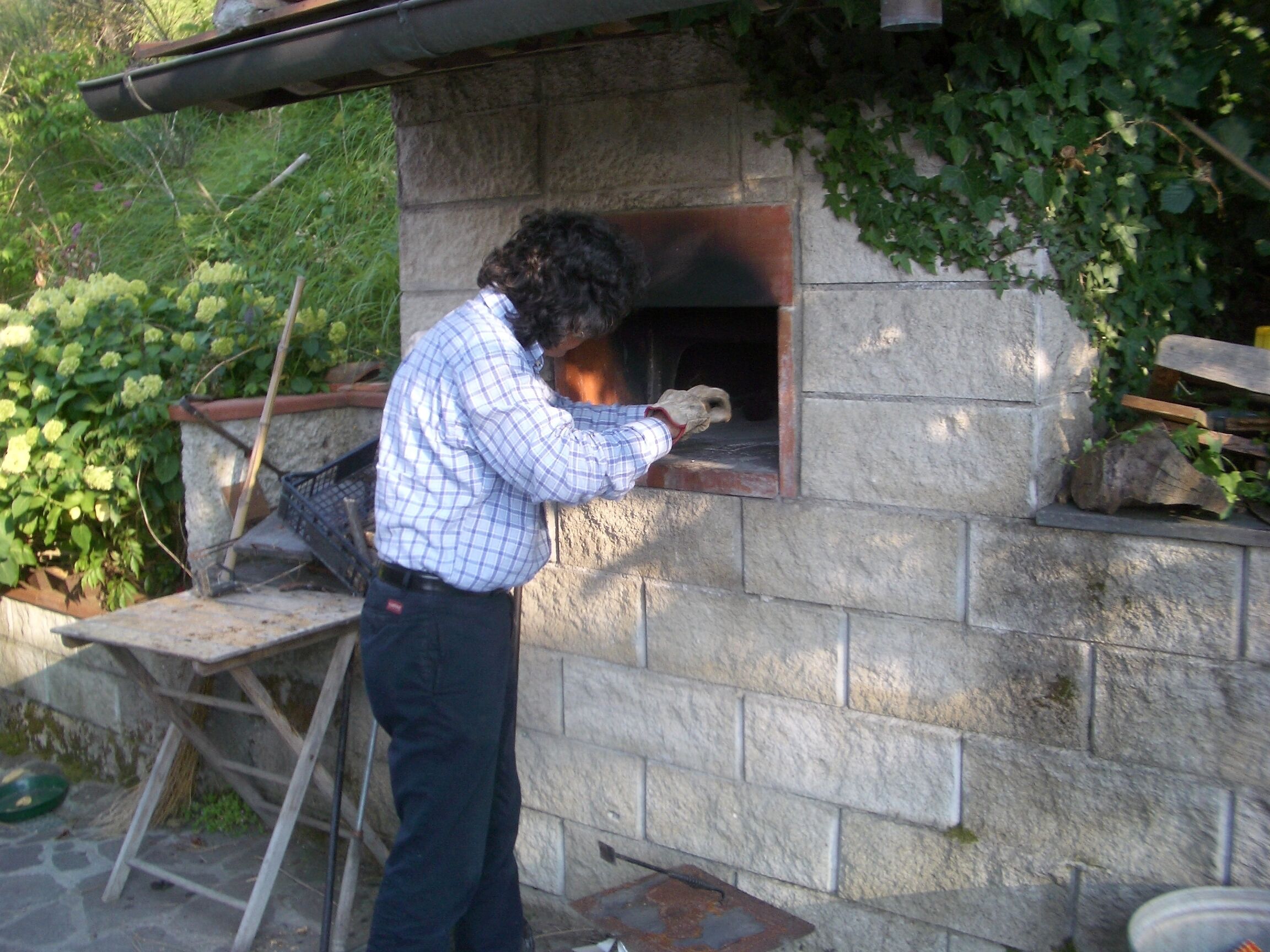 preparing brick oven