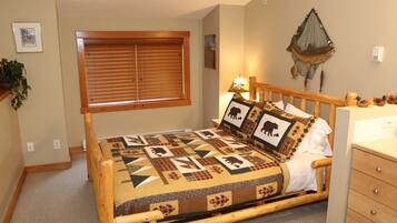 2 bedrooms, iron/ironing board, travel crib, free WiFi