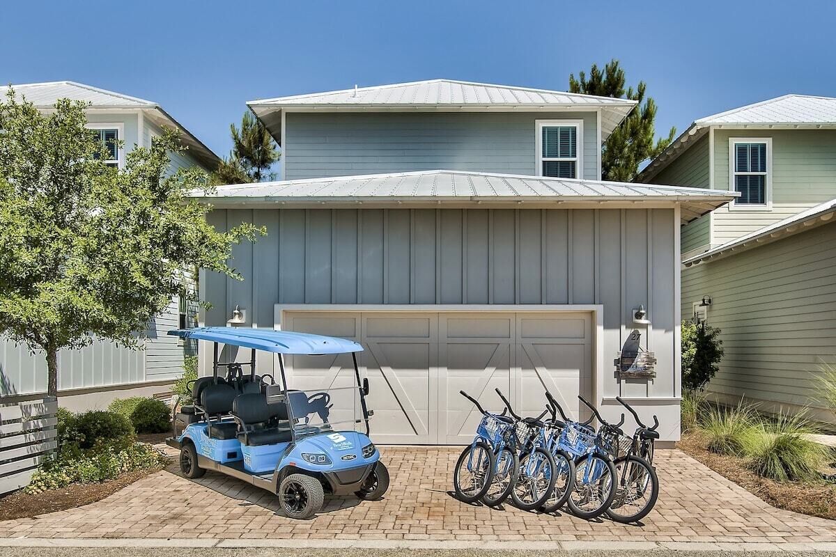 6-Seater Golf Cart & 6 Bikes! Newly Furnished! 2 Resort Pools! Book Today! Sunse