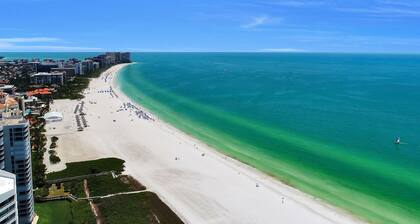 Updated and Spacious 3 Bed 2 BA Home, Heated Pool, 4 Bikes, 5 Min Walk to Beach