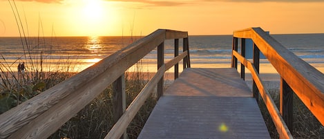 Beach/ocean view