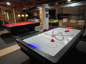 Game room - Catskill Mountain Retreat -- private, beautiful views, hot tub, game rm, firepit (Lexington)