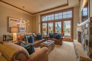 TV, fireplace, DVD player