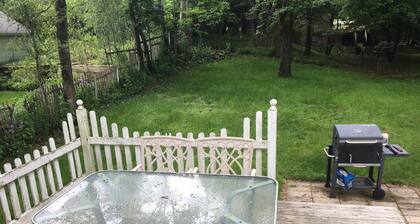 Viehättävä 4 makuuhuoneen sydämessä Grand Haven-nyt talon vuokra