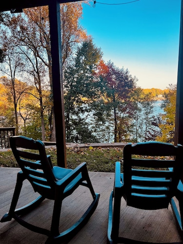 Unwind & Reel 'em Inn -Lakefront House at Smith Mountain Lake, near VT & Liberty