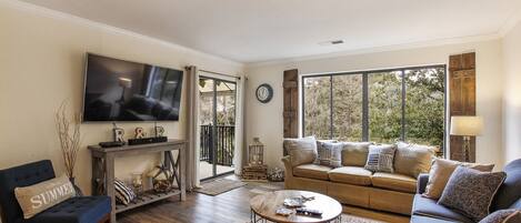 スマートテレビ、DVD プレーヤー