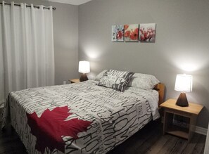 Iron/ironing board, WiFi (free), bed sheets