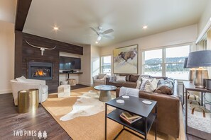 Smart TV, chimenea