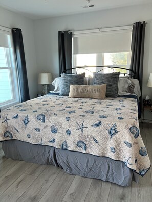 2 chambres, bureau, fer et planche à repasser, accès au Wi-Fi (inclus)