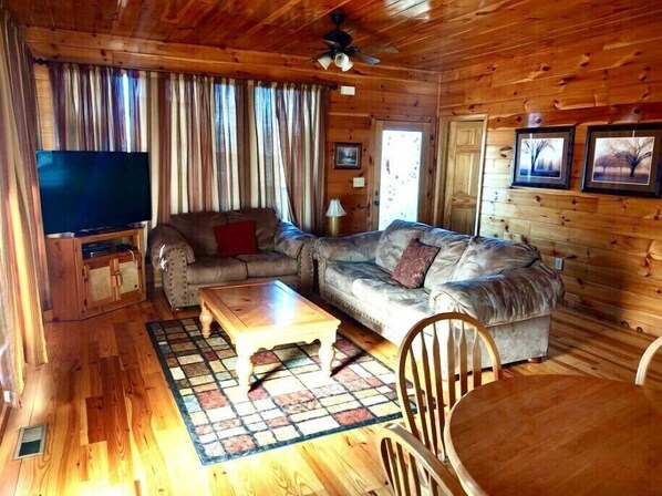 Smart TV, fireplace, DVD player, table football