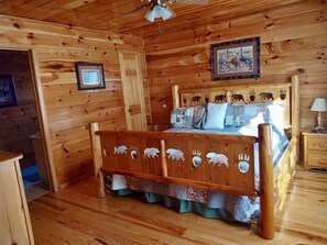 6 habitaciones, tabla de planchar con plancha, wifi y ropa de cama