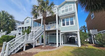 Luxury Coastal Retreat, Prime OIB Location, Steps to Beach, Concerts & Fun!