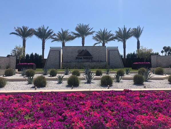 Property grounds - Charming and Contemporary 5 Star PGA West Condo Stadium on11th Tee Box Lic100888 (La Quinta)