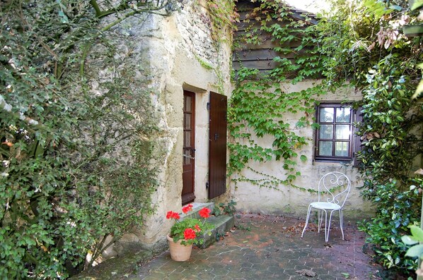 Exterior detail