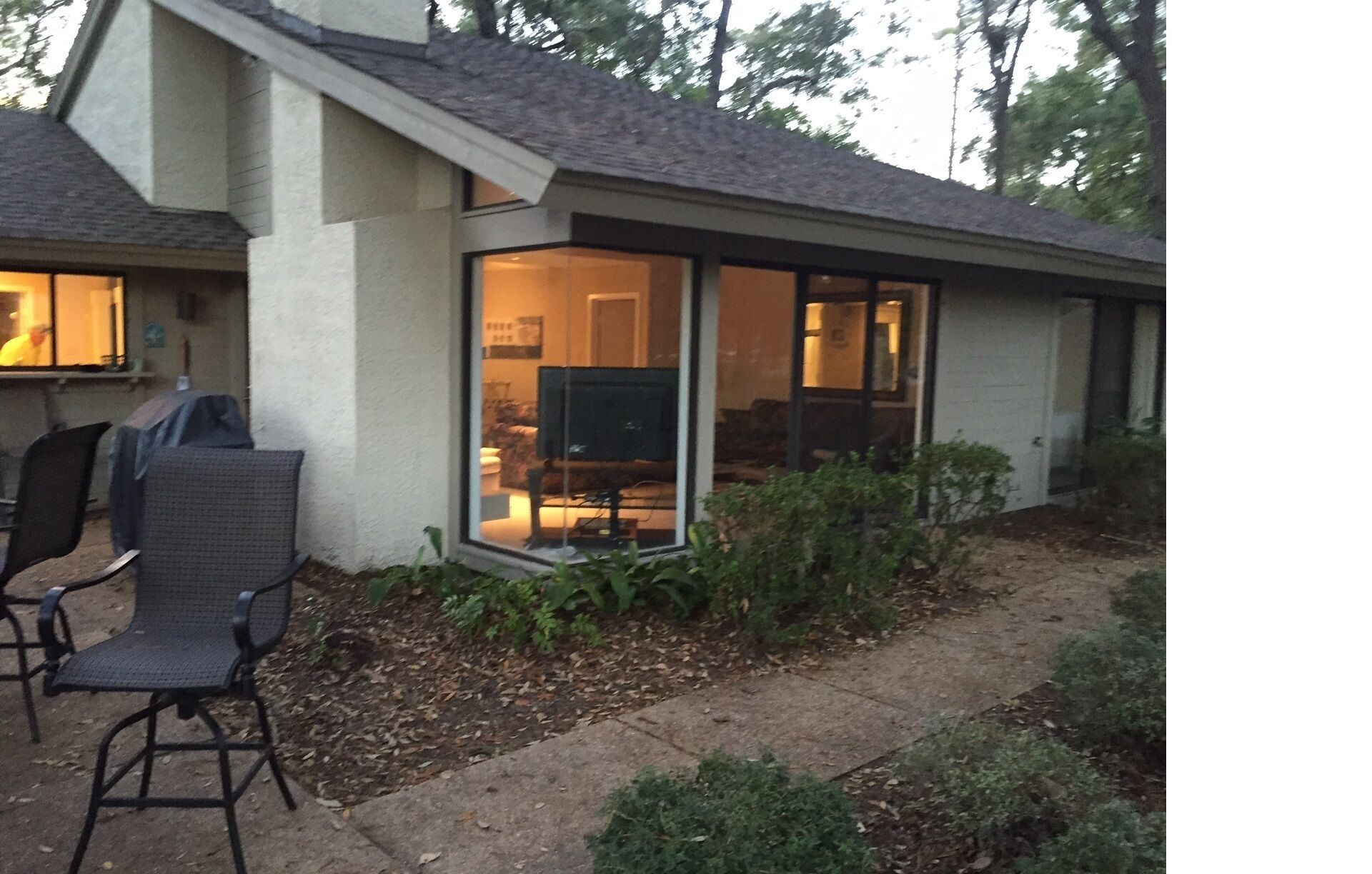 Moss Creek updated 3 bed 2 bath pet friendly house on golf course.
