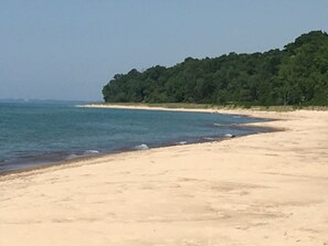 Sun-loungers, beach towels