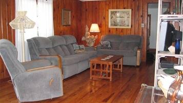 Fernseher, DVD-Player