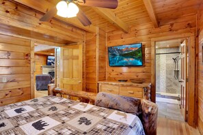 3 chambres, fer et planche à repasser, Wi-Fi gratuit, draps fournis