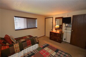 Room - 2br/2ba Beautiful Condo In Prime Location Of Winter Park Colorado (Winter Park)
