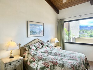 2 bedrooms, iron/ironing board, travel crib, free WiFi