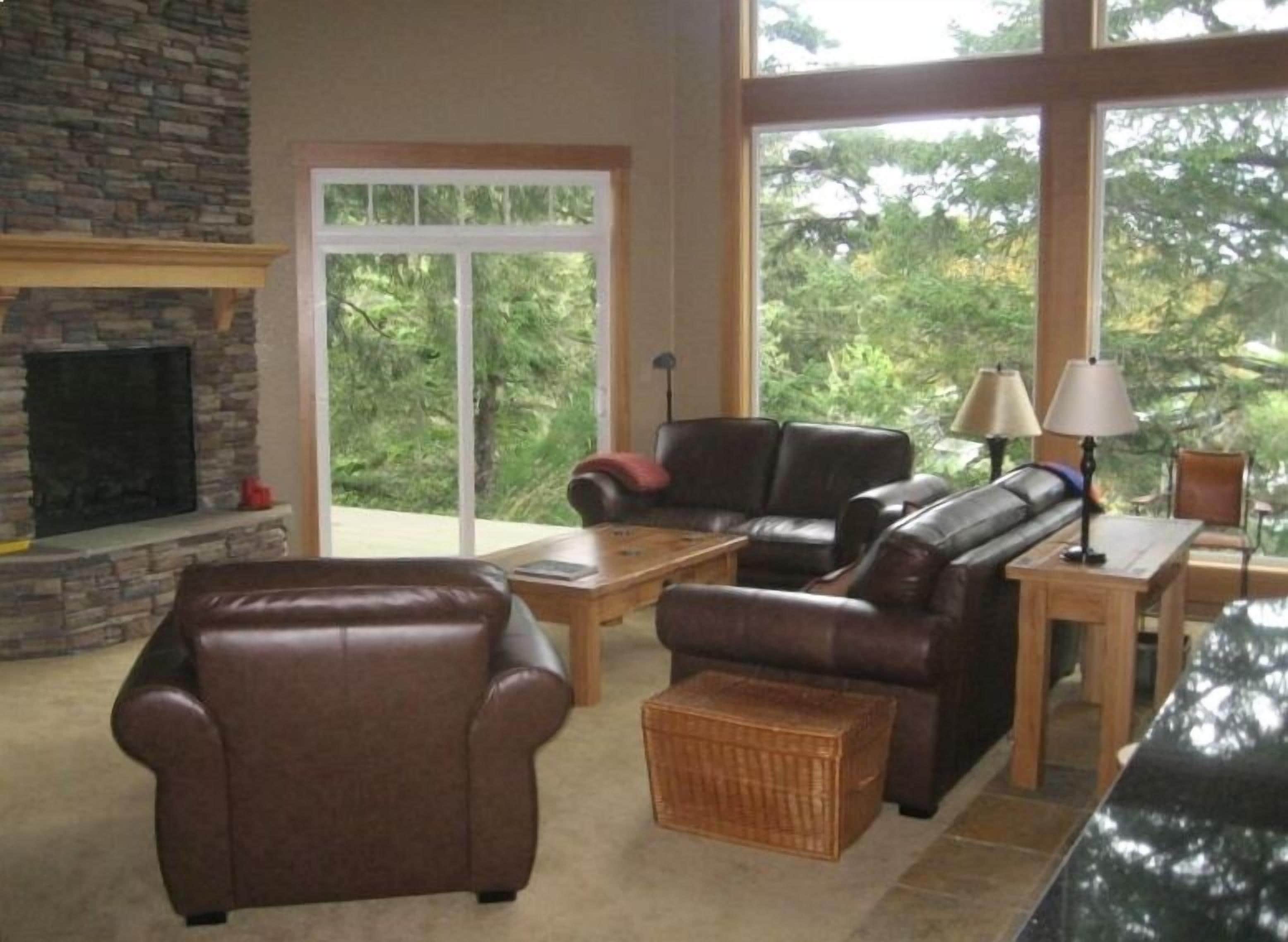 Stunning New  Lodge-Like 4500 Sq Ft. Custom Home