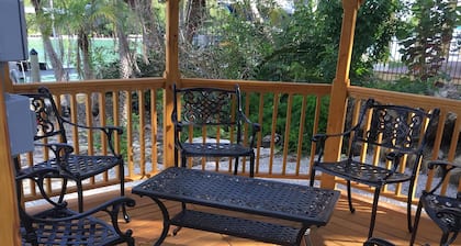1 Bedroom Duplex On Intracoastal W/ Beach Access