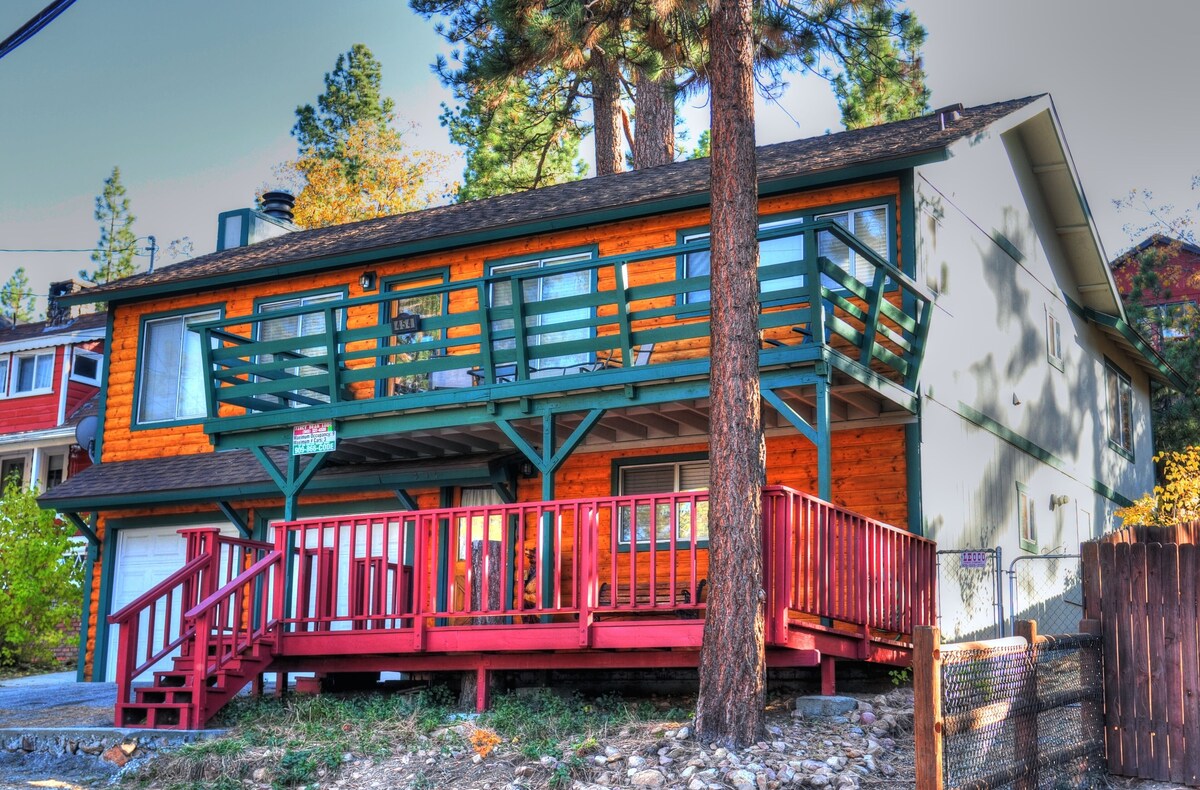 Cozy Cabin Full of Fun - Big Bear Lake, Marina, Village, Slope