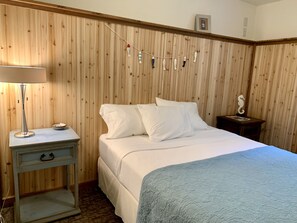 1 bedroom, iron/ironing board, travel cot, free WiFi