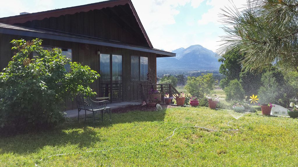 ★New! ★Amazing Views! ★ Bright & Cheerful! ★Convenient! ★ Family Friendly! ★ 