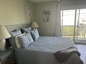 2 chambres, fer et planche à repasser, Wi-Fi, literie fournie