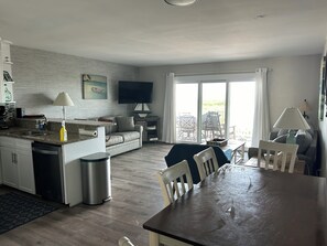 Téléviseur connecté, lecteur de DVD