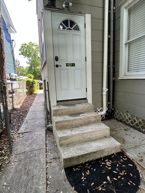 Exterior detail - Charming 1920 s St. Augustine Home. One Small Pet Allowed (Saint Augustine)
