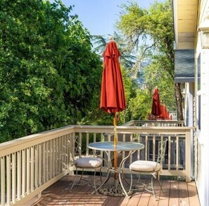 Property grounds - Comfort and Style in Our Queen Cottage (Calistoga)