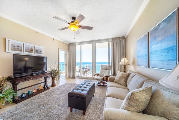 Smart TV, DVD player