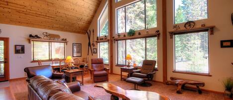 TV, fireplace, DVD player